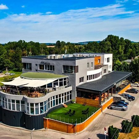 Hotel Kristaly Konferencia & Wellness Ajka Zewnętrze zdjęcie