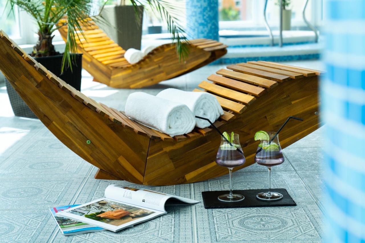 Hotel Kristaly Konferencia & Wellness Ajka Zewnętrze zdjęcie