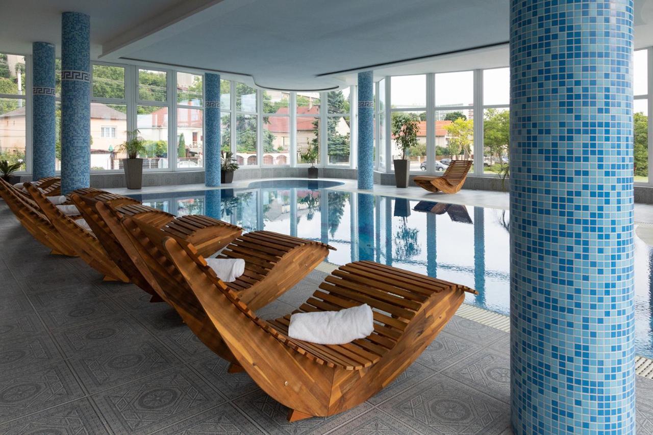 Hotel Kristaly Konferencia & Wellness Ajka Zewnętrze zdjęcie